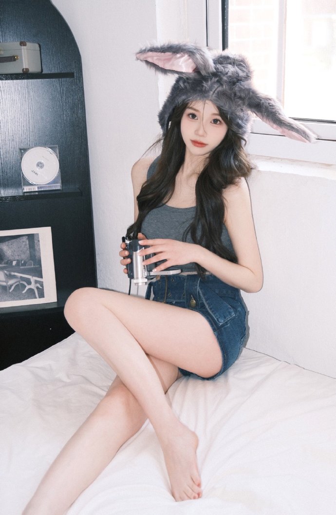邹市明投资失利，7年亏损两亿，直播还债婚姻堪忧